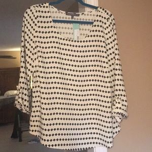 Clover Print blouse scoop neck